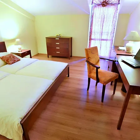 Hotel Eco Friendly Dália 4*